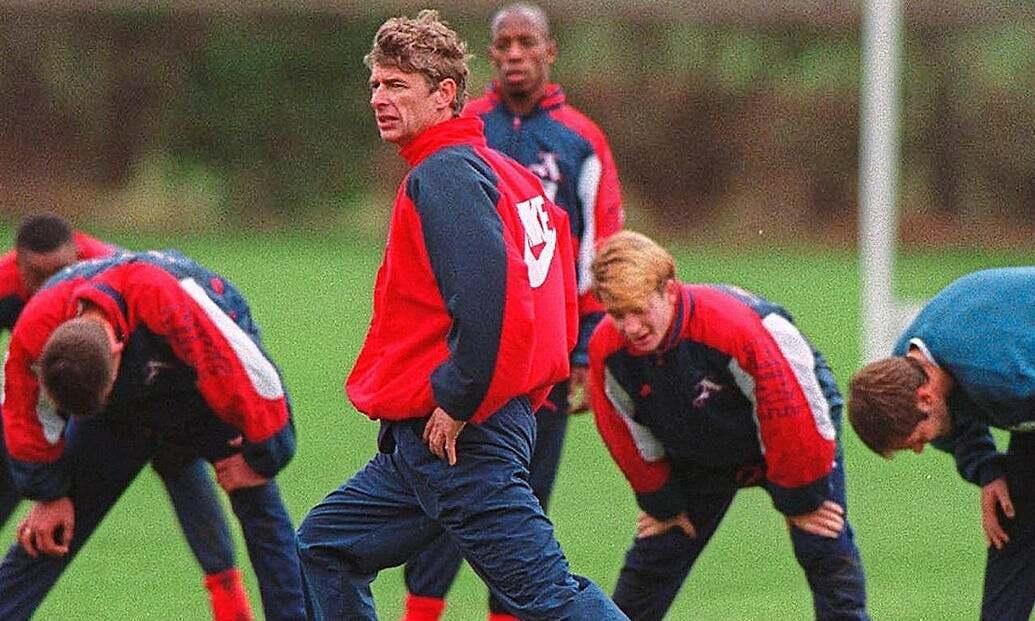 arsene-wenger-thay-doi-dien-mao-arsenal