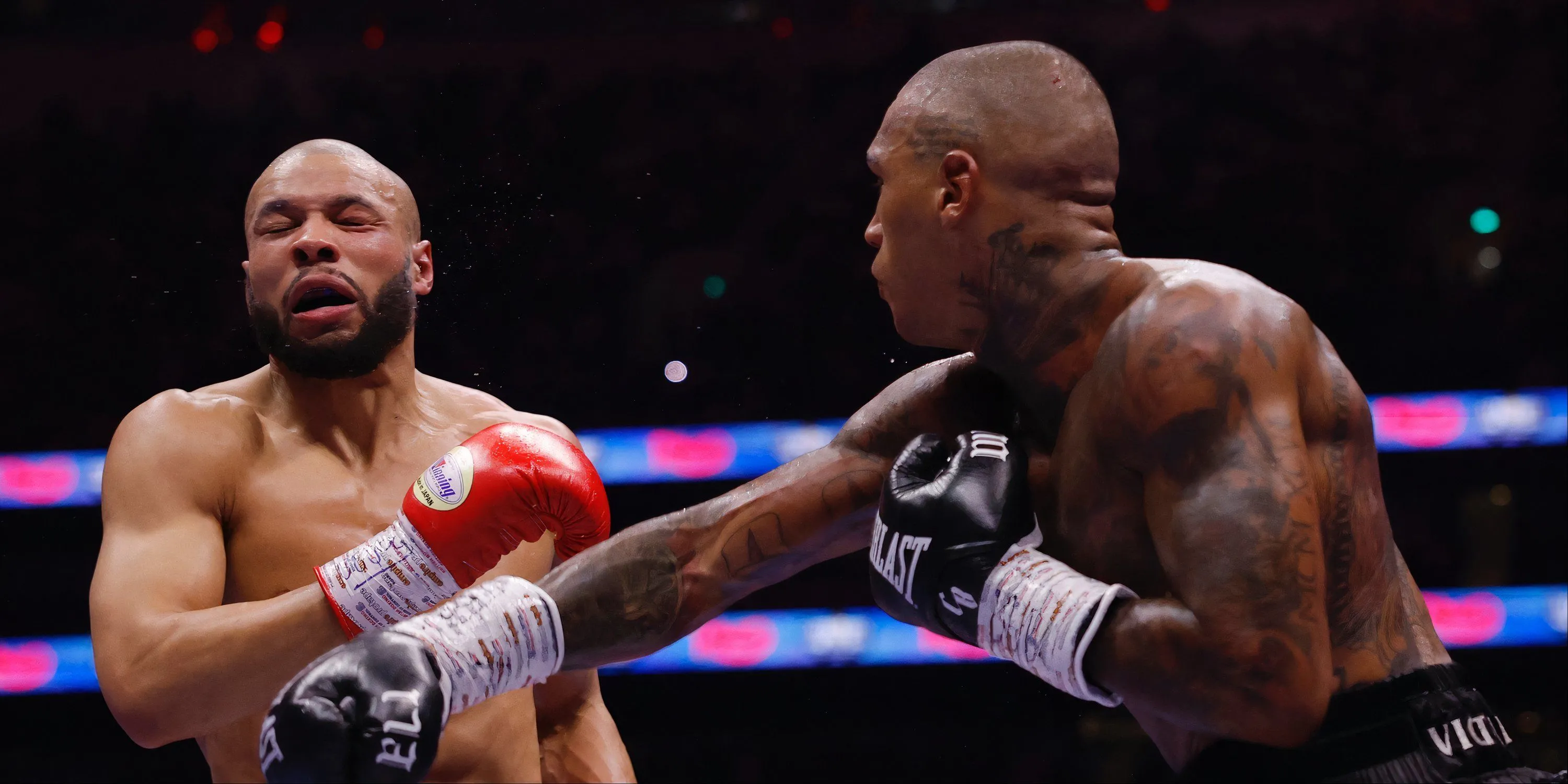 Conor Benn phản đòn quyết liệt trước Chris Eubank Jr trên võ đài