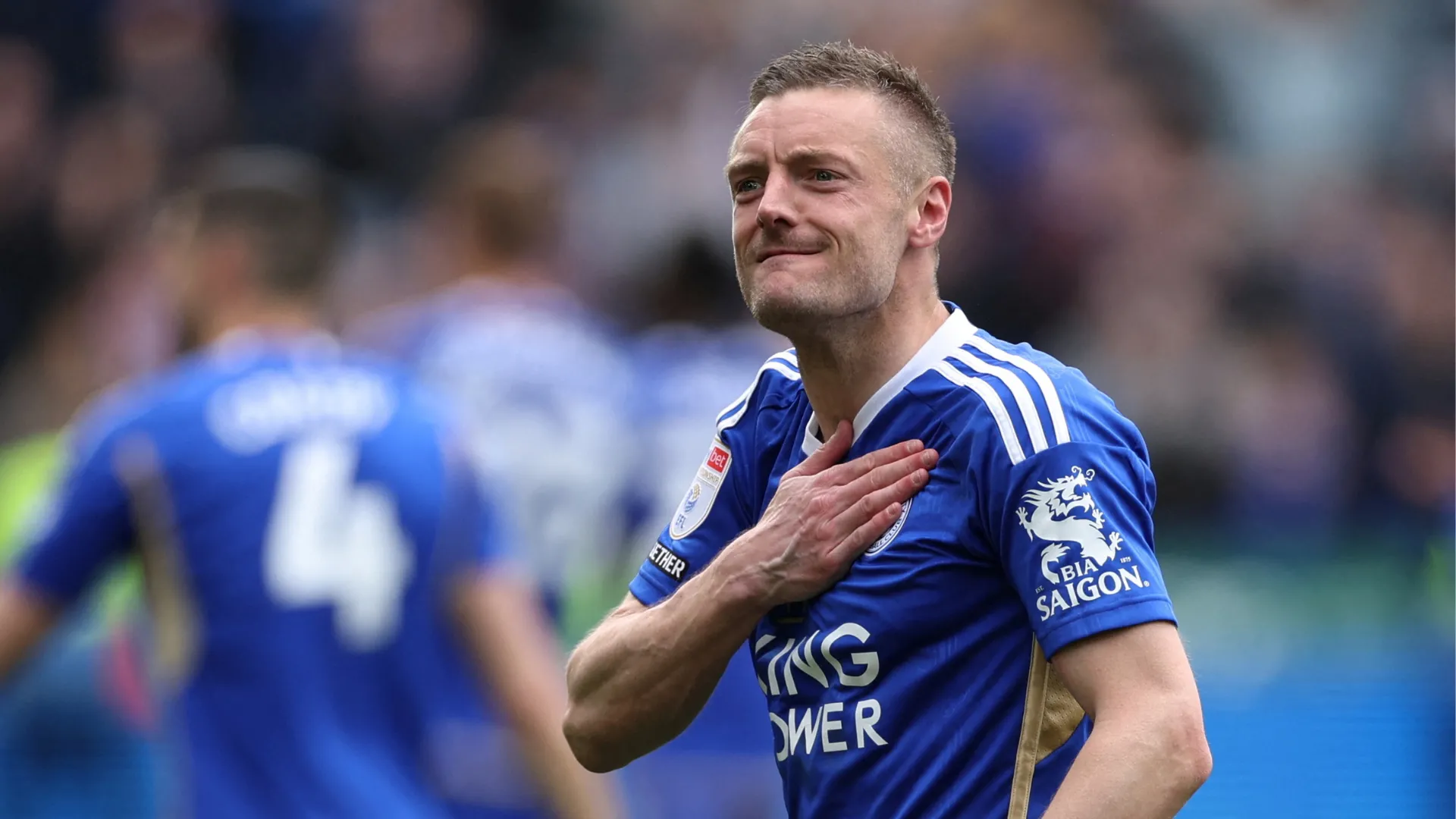Jamie Vardy ăn mừng bàn thắng cho Leicester City