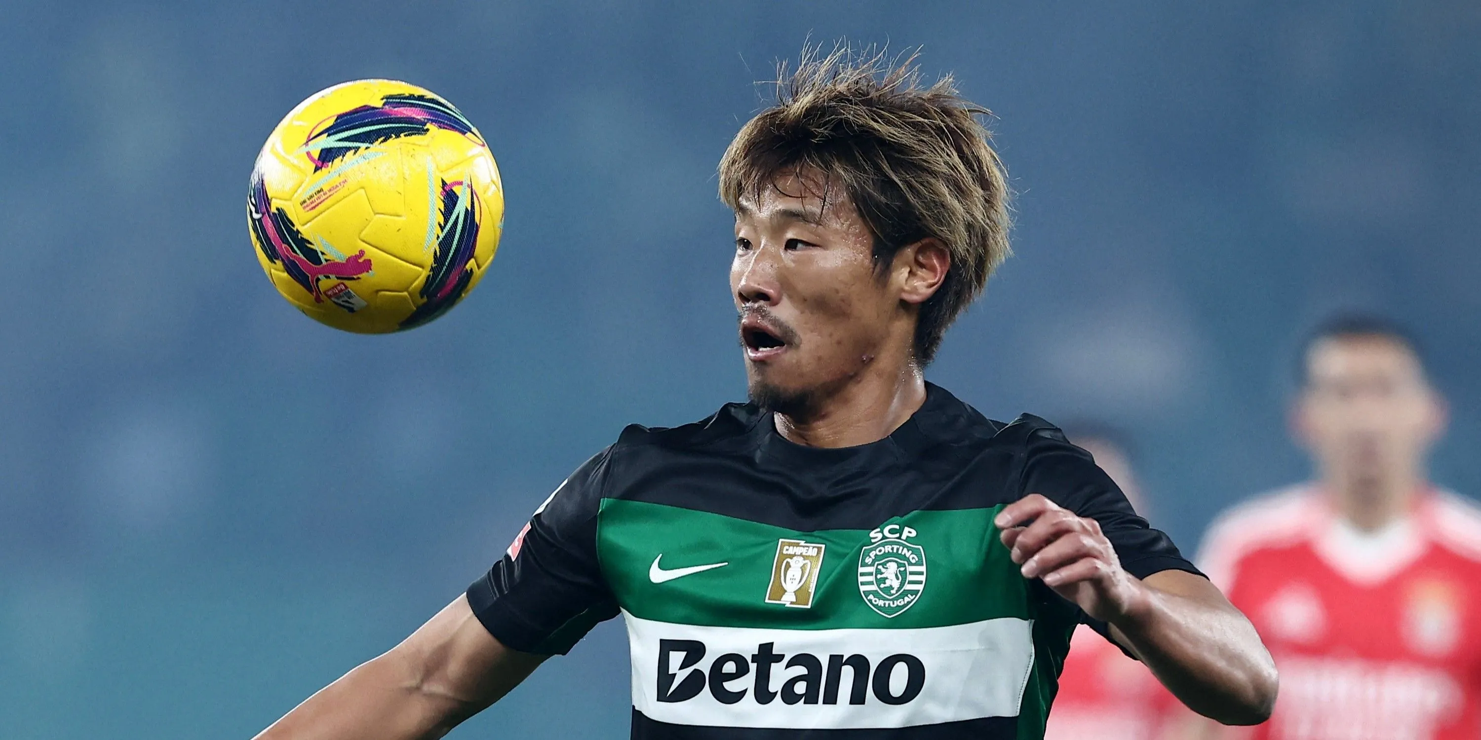 Tiền vệ Hidemasa Morita trong màu áo Sporting Lisbon