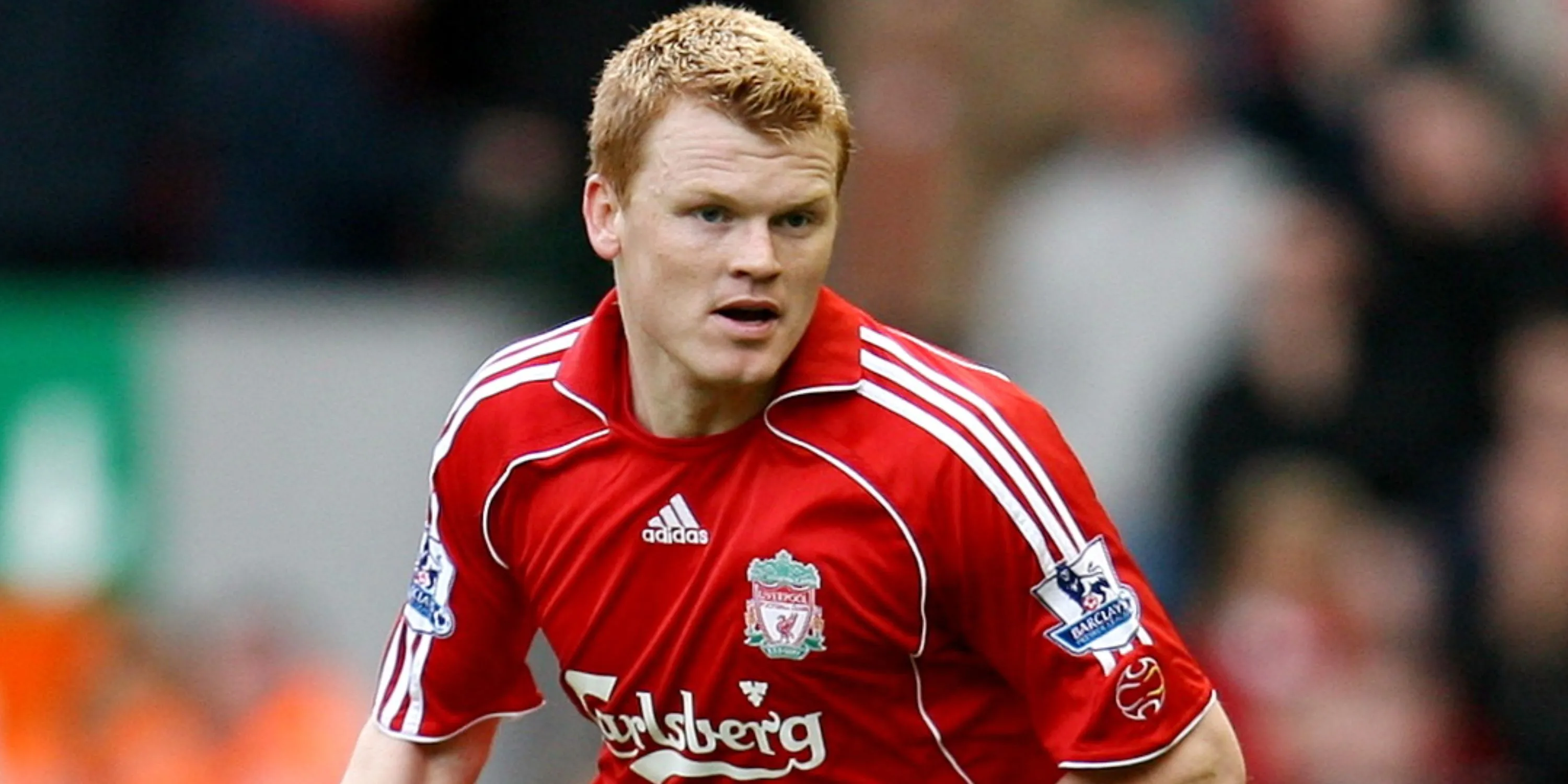 Hậu vệ huyền thoại John Arne Riise trong màu áo Liverpool