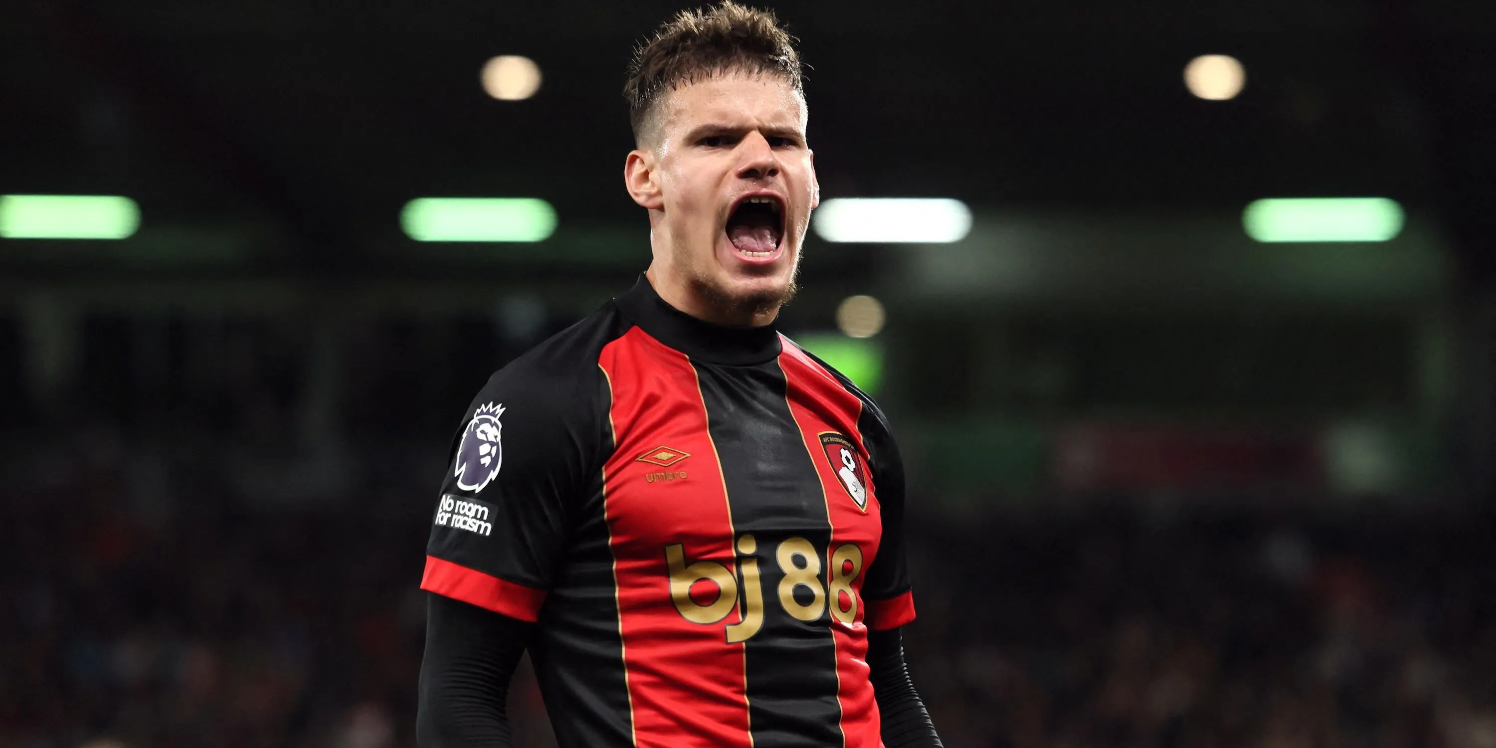 Hậu vệ trái Milos Kerkez của AFC Bournemouth, cầu thủ Liverpool nhắm đến để tăng cường chiều sâu đội hình.