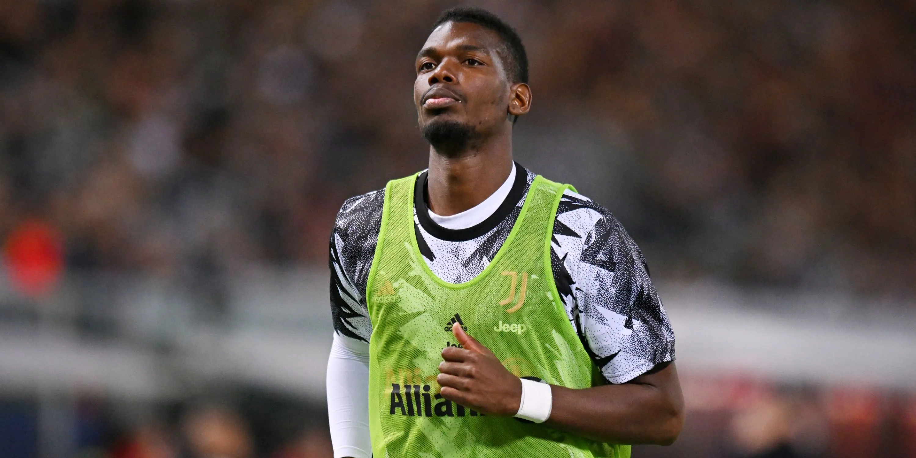 Paul Pogba trong màu áo Juventus, tiền vệ nổi tiếng của bóng đá Pháp