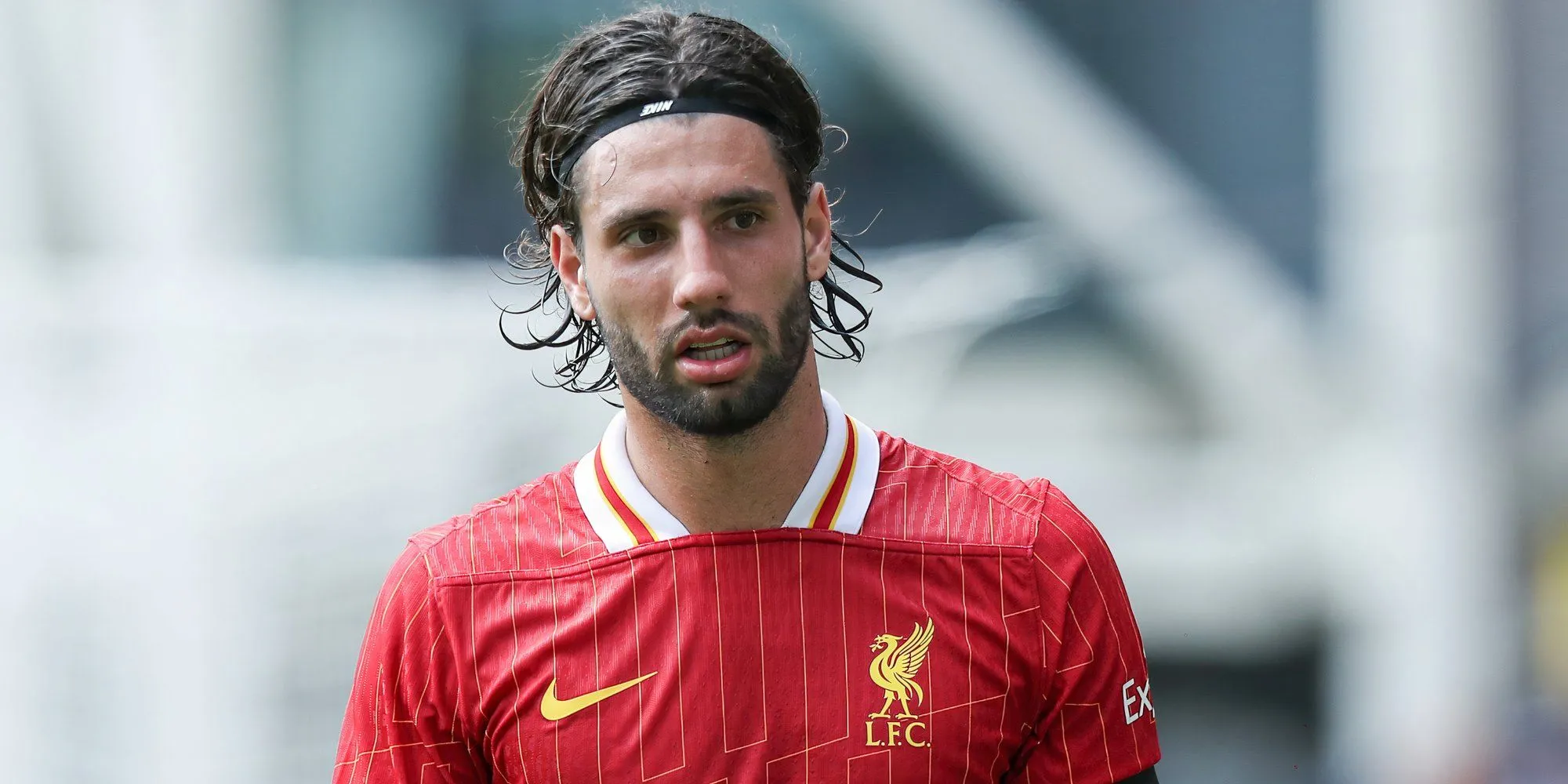 Tiền vệ Dominik Szoboszlai trong vai trò đa năng tại Liverpool dưới thời Arne Slot