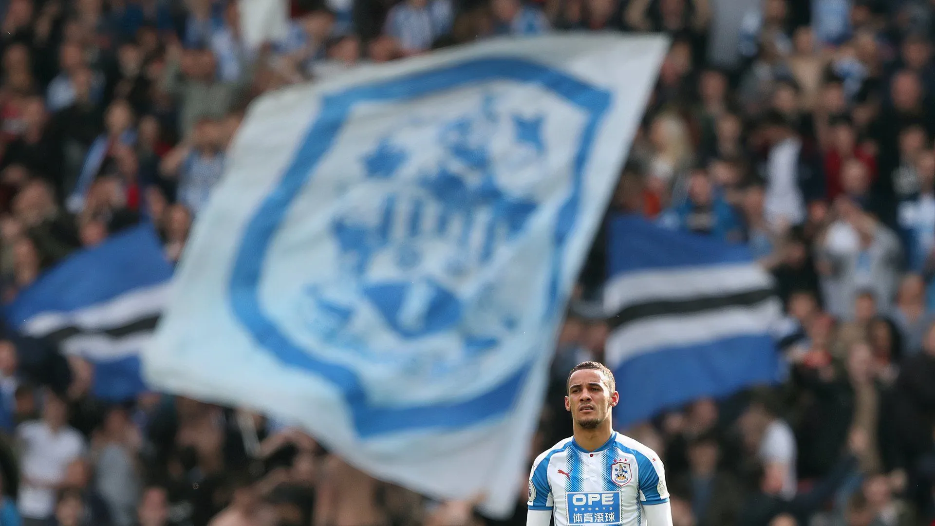 Tom Ince trong màu áo Huddersfield Town, sau giai đoạn thành công tại Derby County