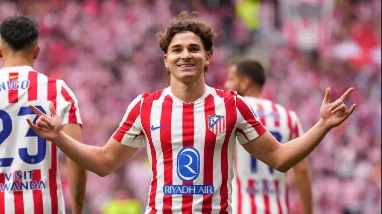 Marc Bernal đặt mục tiêu tái xuất và muốn ký hợp đồng với Julián Álvarez