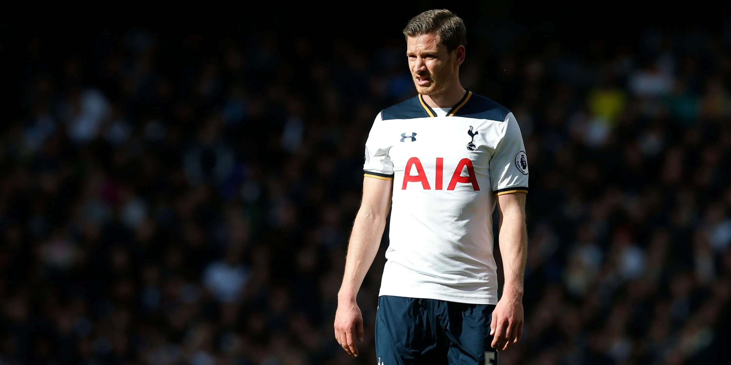 Minh họa so sánh Jan Vertonghen và các trung vệ Tottenham trong bối cảnh phân tích phòng ngự