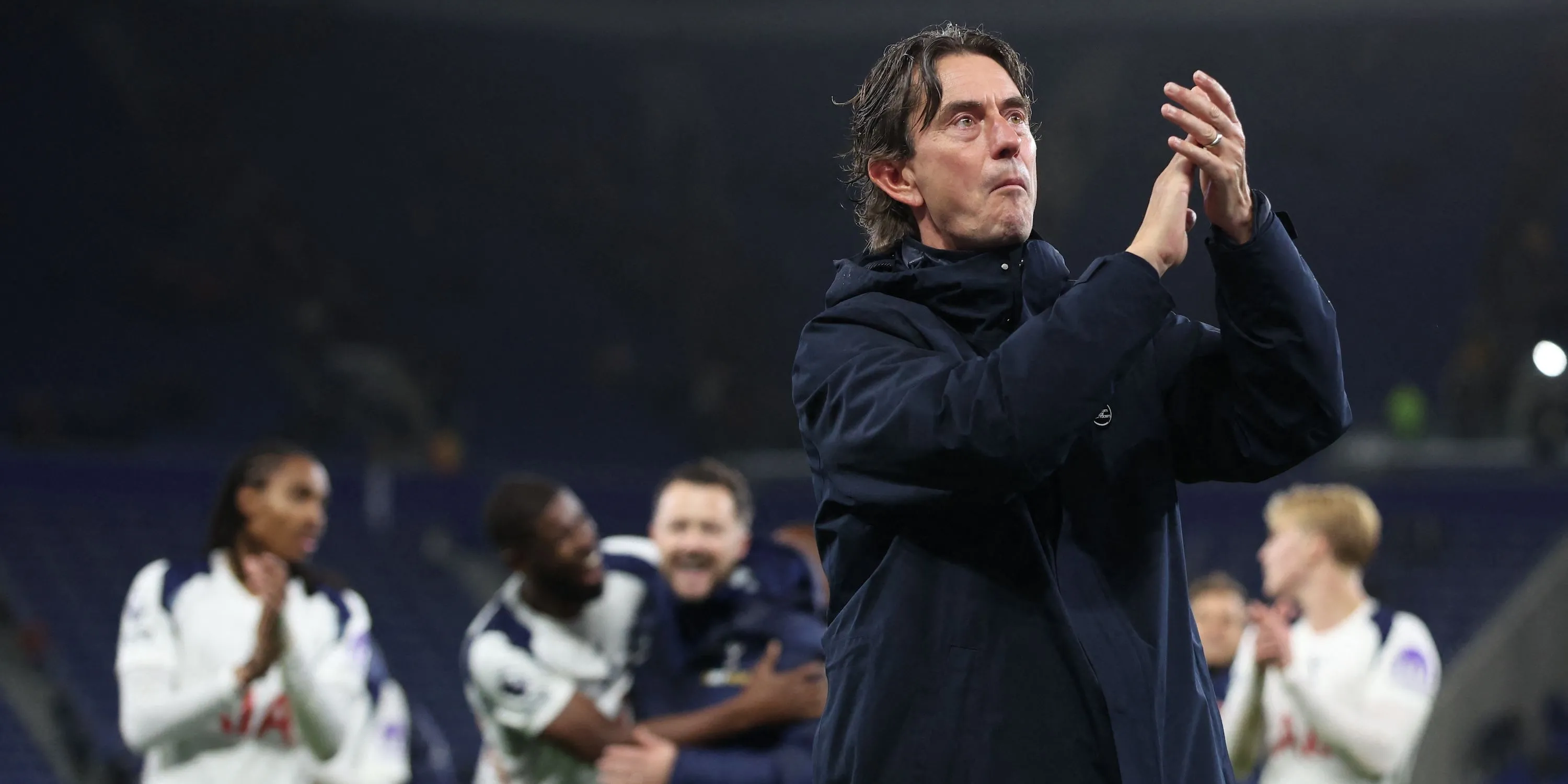 Thomas Frank ăn mừng sau chiến thắng 3-0 của Tottenham trước Everton tại Hill Dickinson