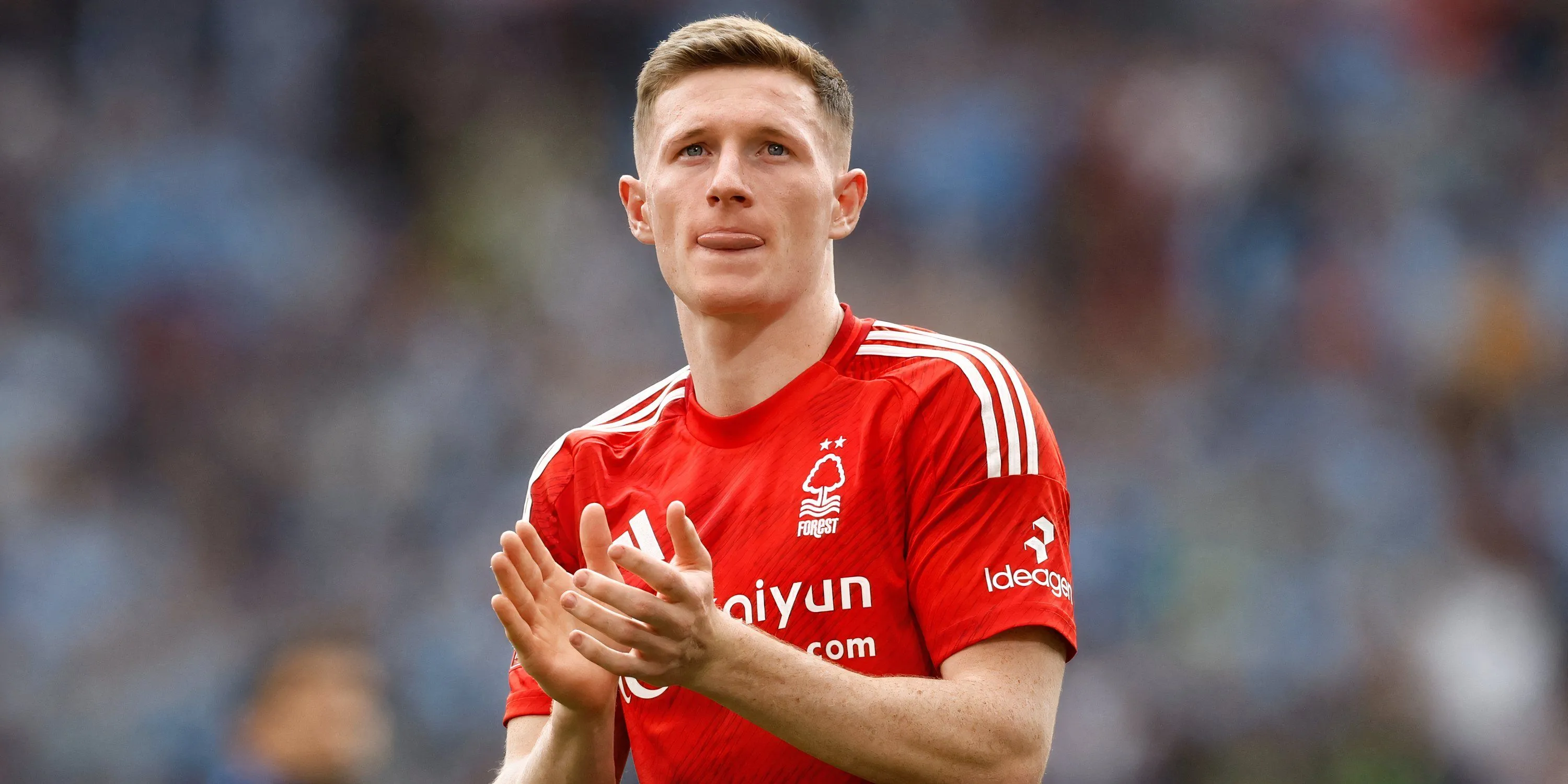Elliot Anderson, tiền vệ tấn công của Nottingham Forest, đang là mục tiêu hàng đầu của Man United