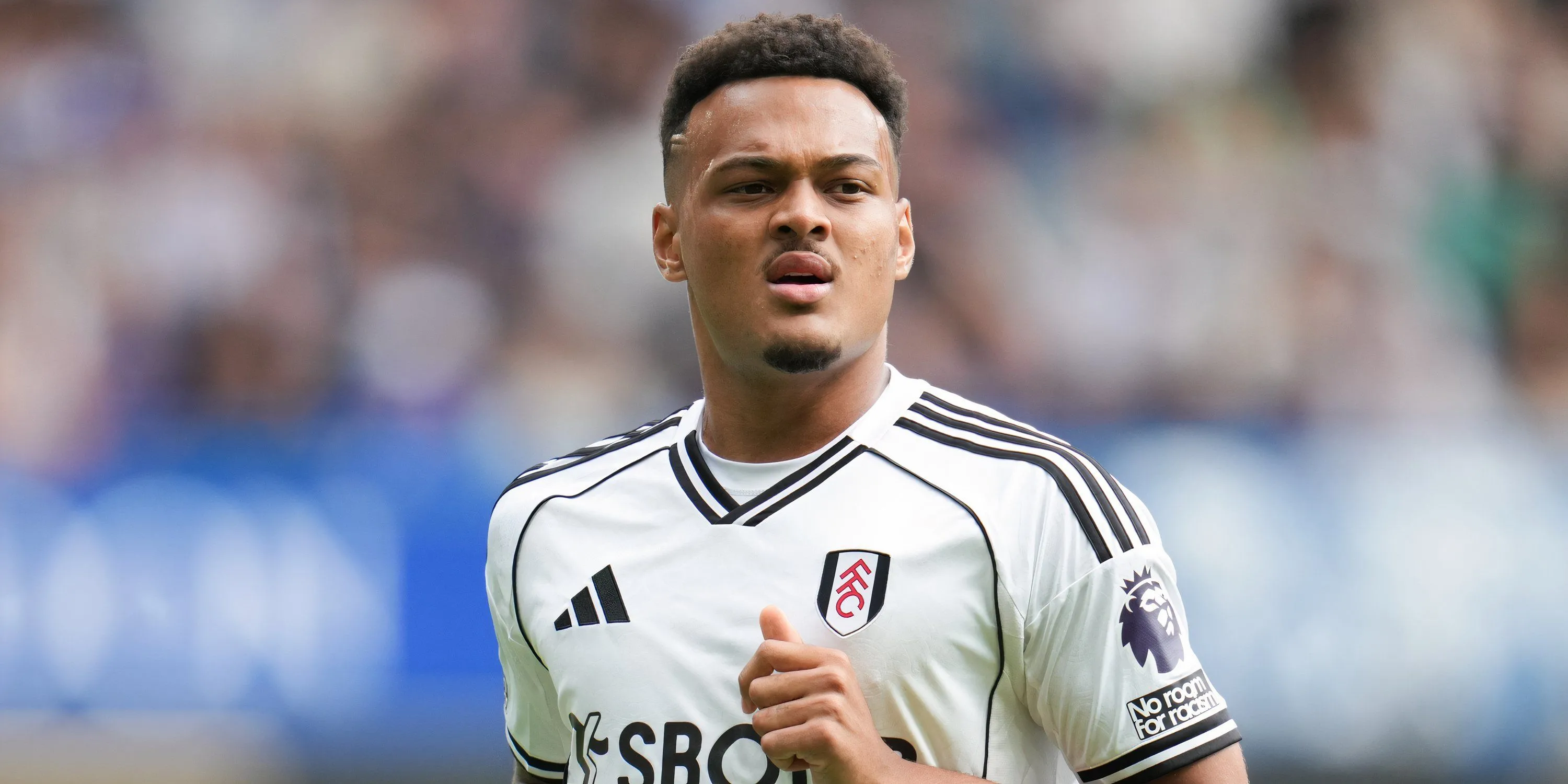 Tiền đạo Fulham Rodrigo Muniz trong trận đấu